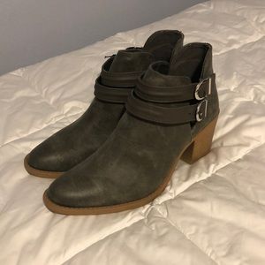 Rue 21 Boots